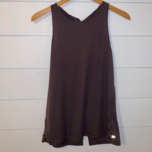 Purple open-back exercise shit